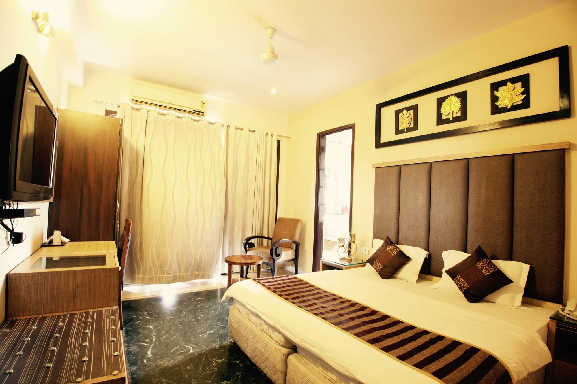 Hotel Imperial Park Gurgaon Exterior foto