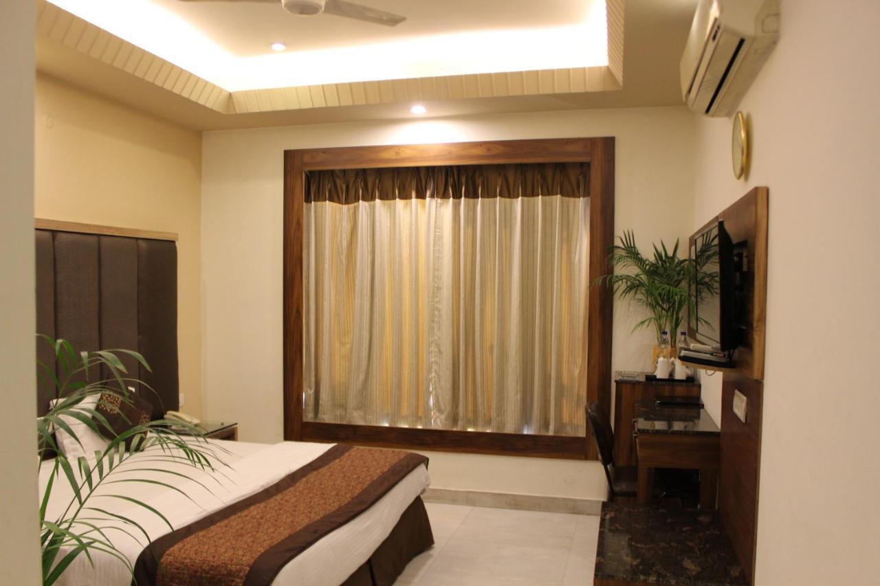 Hotel Imperial Park Gurgaon Exterior foto